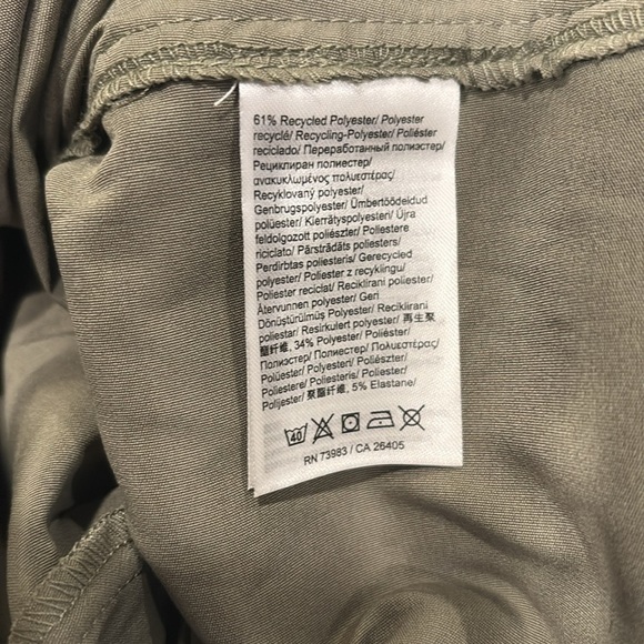 Helly Hansen Solen Classic Recycled Water Short NEW - Picture 3 of 9